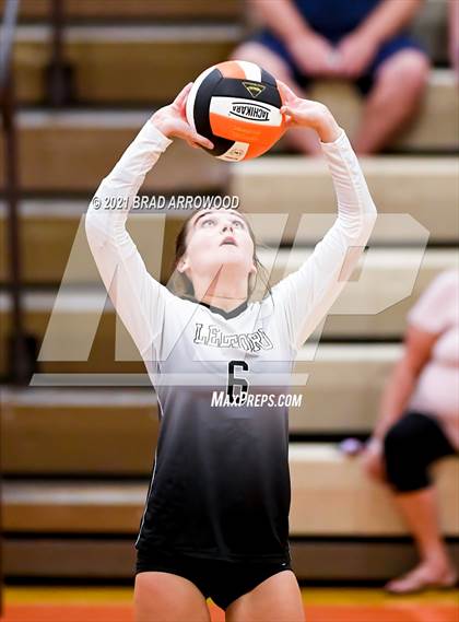 Thumbnail 3 in Ledford @ North Davidson photogallery.