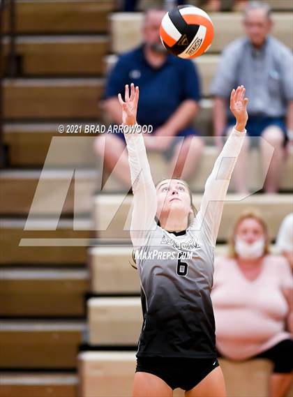 Thumbnail 2 in Ledford @ North Davidson photogallery.