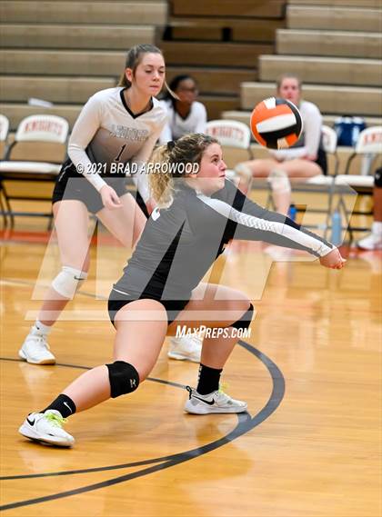 Thumbnail 3 in Ledford @ North Davidson photogallery.
