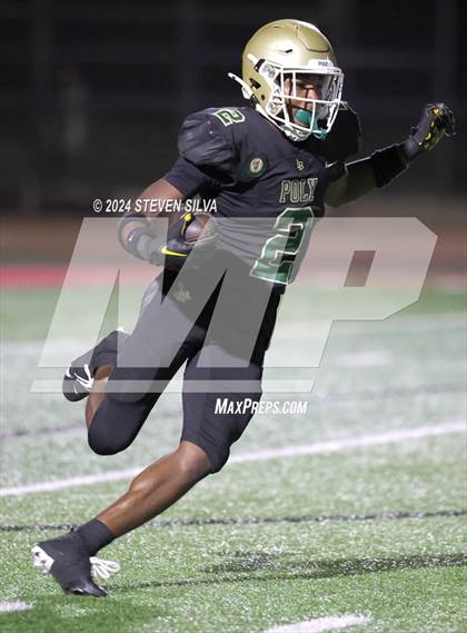 Thumbnail 1 in Long Beach Poly vs. Serra (Honor Bowl) photogallery.