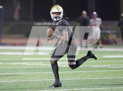 Thumbnail 1 in Long Beach Poly vs. Serra (Honor Bowl) photogallery.