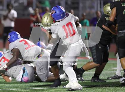 Thumbnail 2 in Long Beach Poly vs. Serra (Honor Bowl) photogallery.