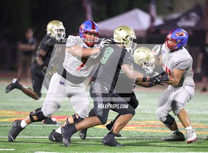 Thumbnail 1 in Long Beach Poly vs. Serra (Honor Bowl) photogallery.