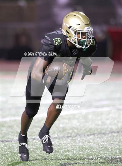 Thumbnail 2 in Long Beach Poly vs. Serra (Honor Bowl) photogallery.