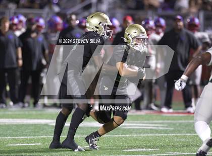 Thumbnail 1 in Long Beach Poly vs. Serra (Honor Bowl) photogallery.