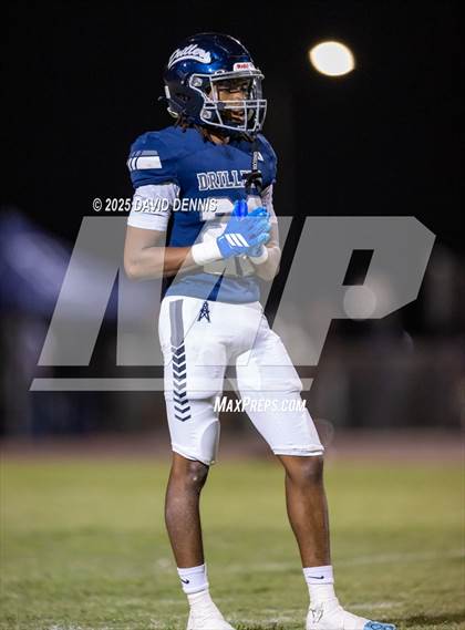 Thumbnail 1 in Stockdale @ Bakersfield photogallery.