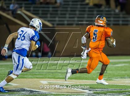 Thumbnail 2 in Seven Lakes vs Katy Taylor photogallery.