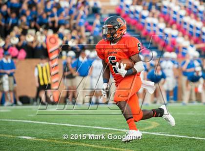 Thumbnail 3 in Seven Lakes vs Katy Taylor photogallery.