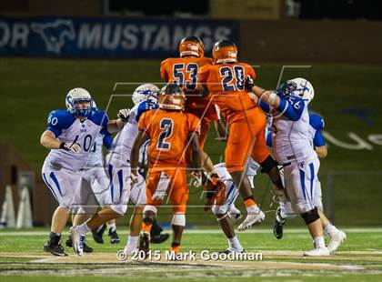 Thumbnail 2 in Seven Lakes vs Katy Taylor photogallery.