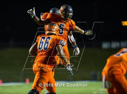 Thumbnail 3 in Seven Lakes vs Katy Taylor photogallery.
