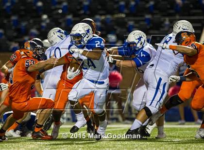 Thumbnail 2 in Seven Lakes vs Katy Taylor photogallery.