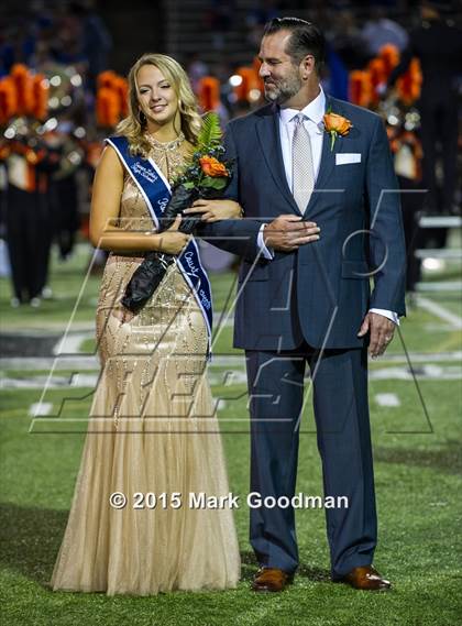 Thumbnail 3 in Seven Lakes vs Katy Taylor photogallery.