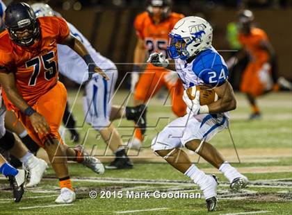 Thumbnail 2 in Seven Lakes vs Katy Taylor photogallery.