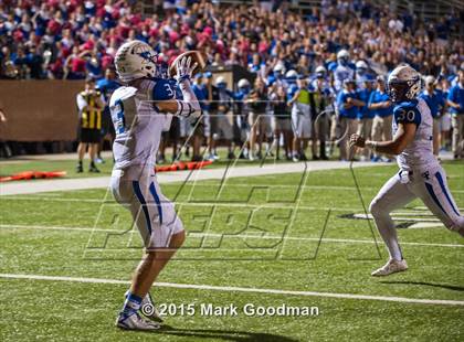 Thumbnail 3 in Seven Lakes vs Katy Taylor photogallery.