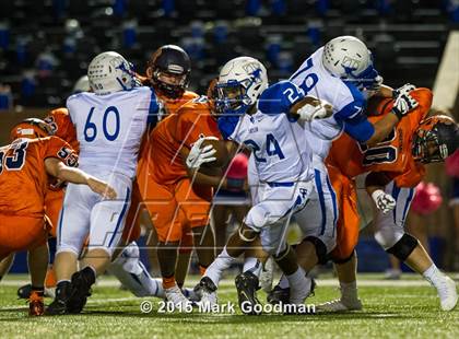 Thumbnail 3 in Seven Lakes vs Katy Taylor photogallery.