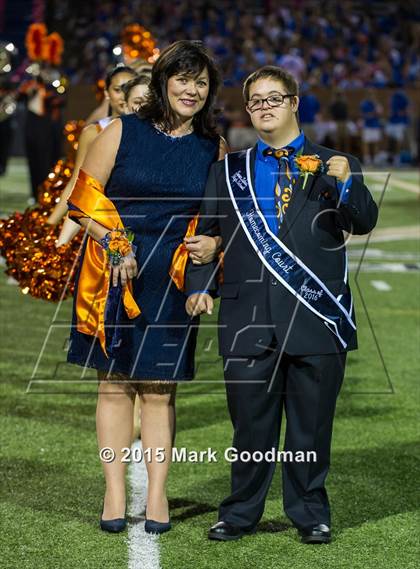 Thumbnail 2 in Seven Lakes vs Katy Taylor photogallery.