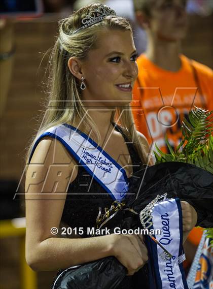 Thumbnail 2 in Seven Lakes vs Katy Taylor photogallery.