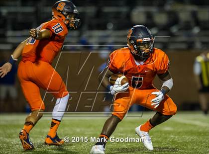 Thumbnail 2 in Seven Lakes vs Katy Taylor photogallery.