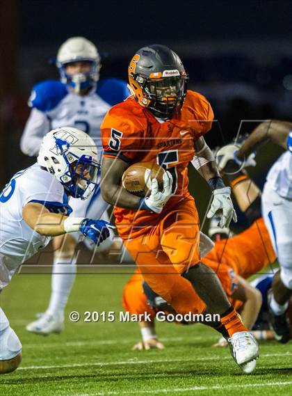 Thumbnail 1 in Seven Lakes vs Katy Taylor photogallery.