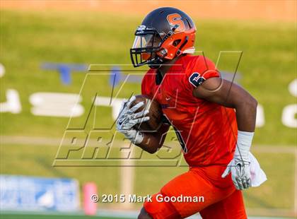 Thumbnail 2 in Seven Lakes vs Katy Taylor photogallery.