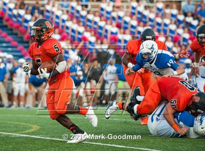 Thumbnail 2 in Seven Lakes vs Katy Taylor photogallery.