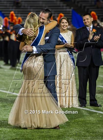 Thumbnail 3 in Seven Lakes vs Katy Taylor photogallery.