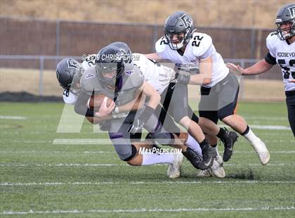 Thumbnail 2 in Roosevelt vs. Discovery Canyon (CHSAA 3A Round 1 Playoff) photogallery.