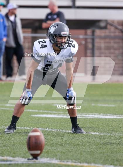 Thumbnail 1 in Roosevelt vs. Discovery Canyon (CHSAA 3A Round 1 Playoff) photogallery.