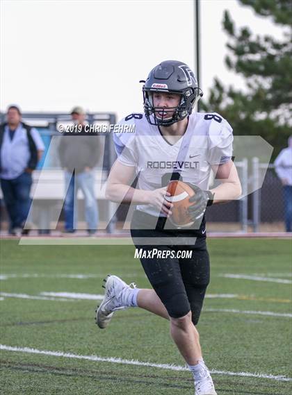 Thumbnail 3 in Roosevelt vs. Discovery Canyon (CHSAA 3A Round 1 Playoff) photogallery.