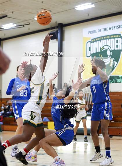 Thumbnail 2 in Stanton vs Ed White (FHSAA 5A District Final) photogallery.