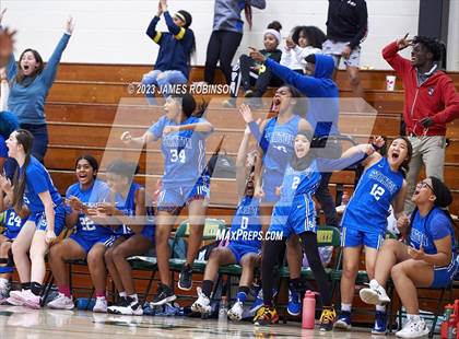 Thumbnail 1 in Stanton vs Ed White (FHSAA 5A District Final) photogallery.