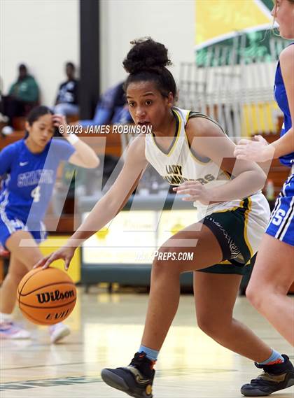 Thumbnail 1 in Stanton vs Ed White (FHSAA 5A District Final) photogallery.