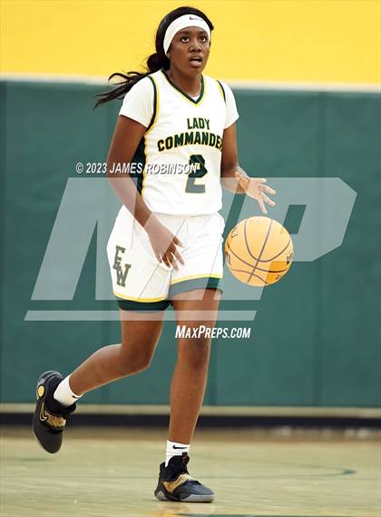 Thumbnail 2 in Stanton vs Ed White (FHSAA 5A District Final) photogallery.