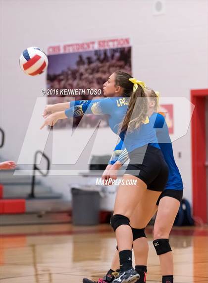 Thumbnail 3 in Jourdanton vs. Lago Vista (UIL 3A Bi-District) photogallery.