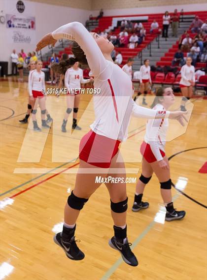 Thumbnail 1 in Jourdanton vs. Lago Vista (UIL 3A Bi-District) photogallery.