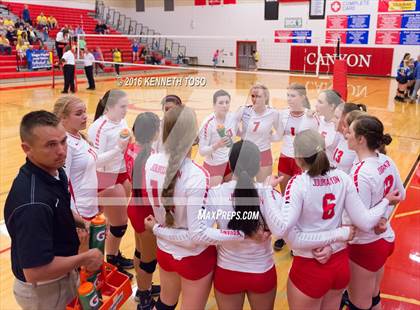 Thumbnail 2 in Jourdanton vs. Lago Vista (UIL 3A Bi-District) photogallery.
