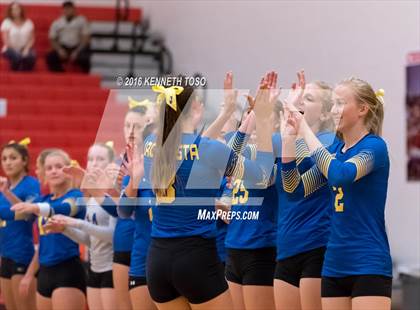 Thumbnail 2 in Jourdanton vs. Lago Vista (UIL 3A Bi-District) photogallery.