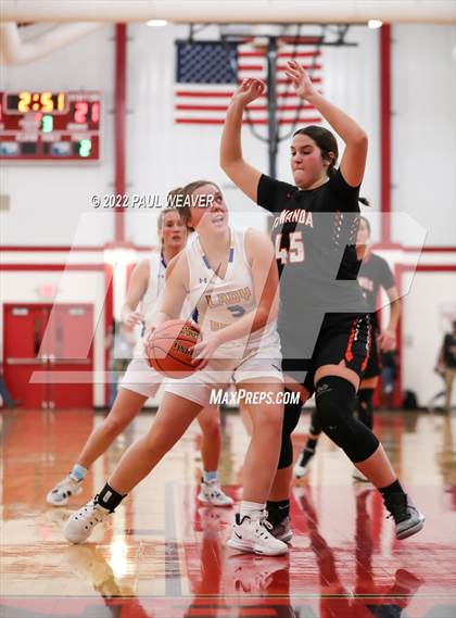 Thumbnail 3 in Line Mountain vs. Towanda (PIAA District IV Class AAA Semi-final) photogallery.
