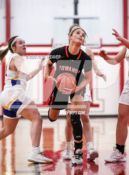 Thumbnail 1 in Line Mountain vs. Towanda (PIAA District IV Class AAA Semi-final) photogallery.