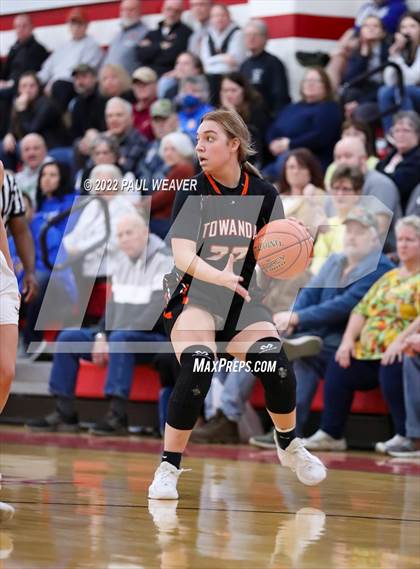 Thumbnail 2 in Line Mountain vs. Towanda (PIAA District IV Class AAA Semi-final) photogallery.