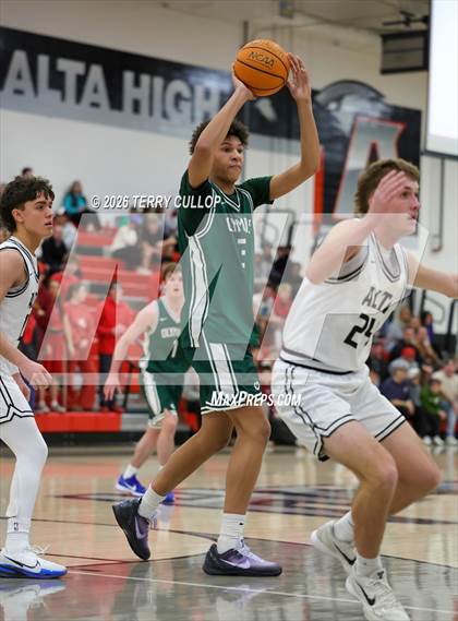 Thumbnail 3 in Olympus @ Alta photogallery.