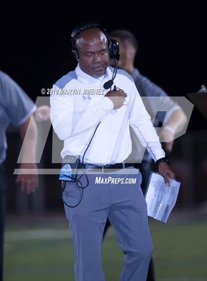 Thumbnail 3 in Chaminade @ Oaks Christian (CIF D1 Round 1 Playoff) photogallery.
