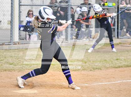 Thumbnail 3 in Montgomery vs Conroe (Brenham Tournament) photogallery.