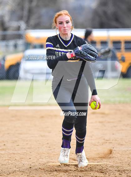 Thumbnail 1 in Montgomery vs Conroe (Brenham Tournament) photogallery.