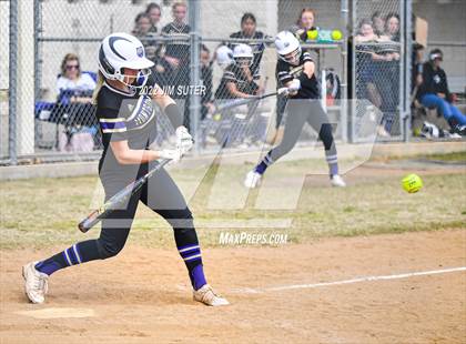Thumbnail 2 in Montgomery vs Conroe (Brenham Tournament) photogallery.