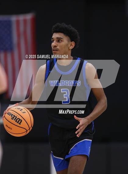 Thumbnail 3 in Buchanan vs Windward (Warrior Holiday Showcase) photogallery.