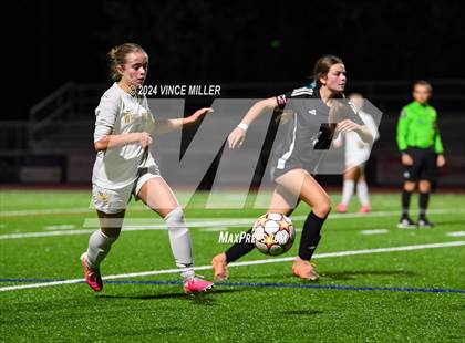 Thumbnail 3 in White River @ Bonney Lake photogallery.