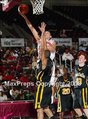 Thumbnail 1 in DeLaSalle vs. St. Pius X (Houston vs the Nation Tournament) photogallery.