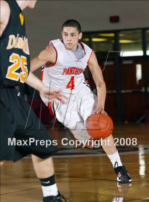 Thumbnail 3 in DeLaSalle vs. St. Pius X (Houston vs the Nation Tournament) photogallery.