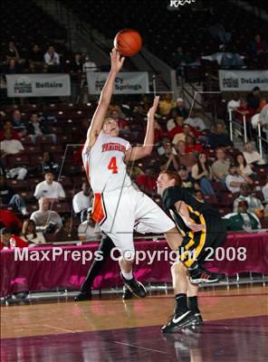 Thumbnail 2 in DeLaSalle vs. St. Pius X (Houston vs the Nation Tournament) photogallery.